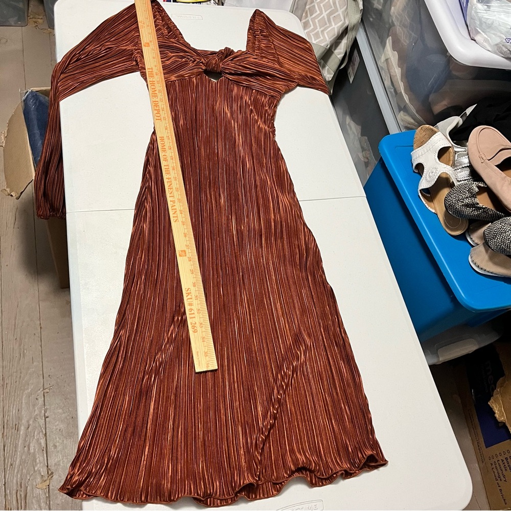 Baltic Born Amani Pleated Midi Dress Cinnamon Copper Brown Medium K2 - Picture 7 of 8